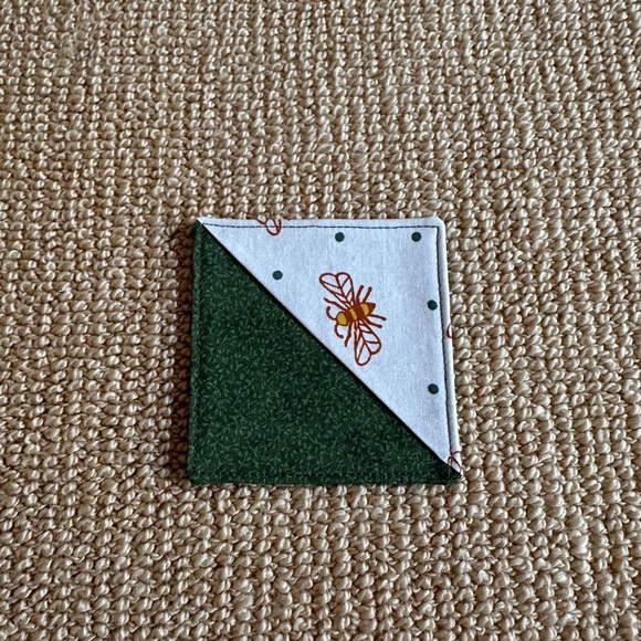 Honeybee Themed Fabric Corner Bookmark - Picture 1 of 2